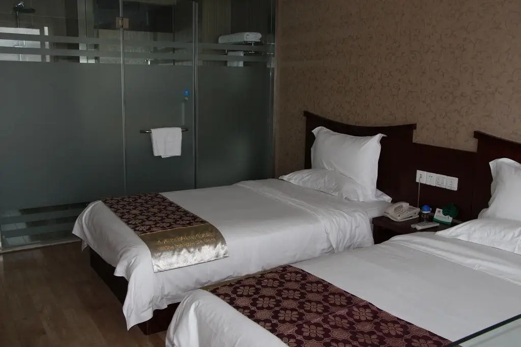 Дали: Jinsha Bandao Lakeview Yangsheng Hotel