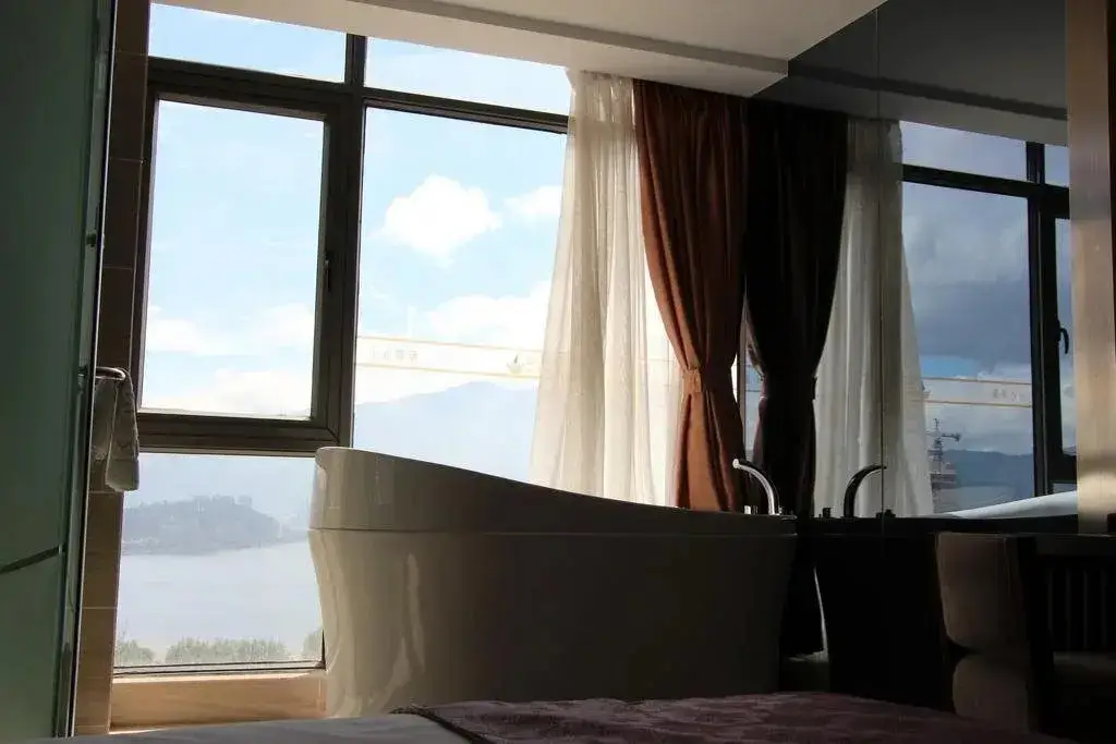 Дали: Jinsha Bandao Lakeview Yangsheng Hotel