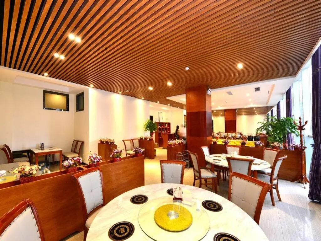 Циндао: Qingdao Feitong Digital Hotel