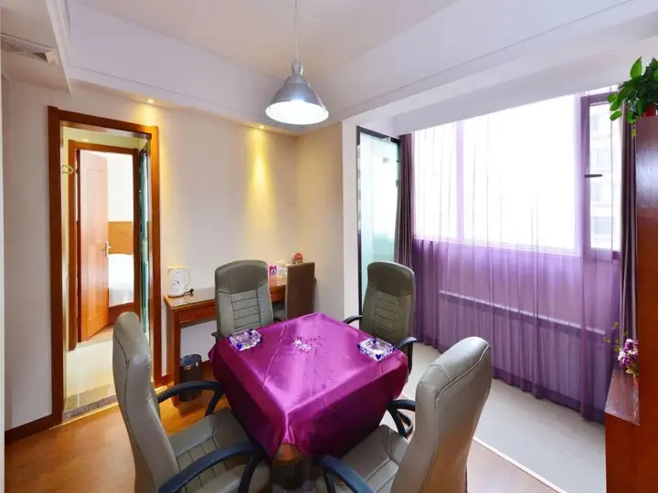 Циндао: Qingdao Feitong Digital Hotel