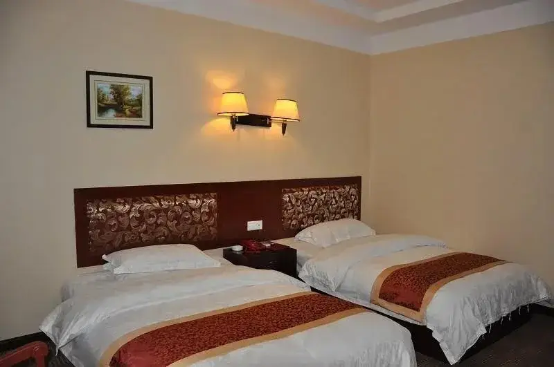 Чжанцзяцзе: Longyi Business Hotel