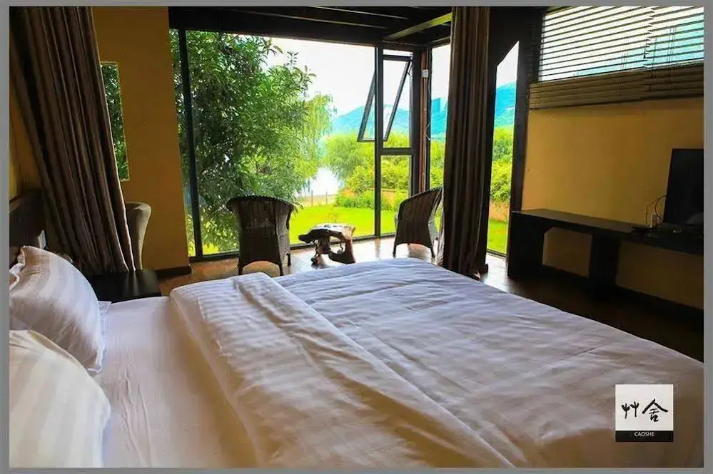 Лицзян: Lugu Lake Caoshe Vacation Inn