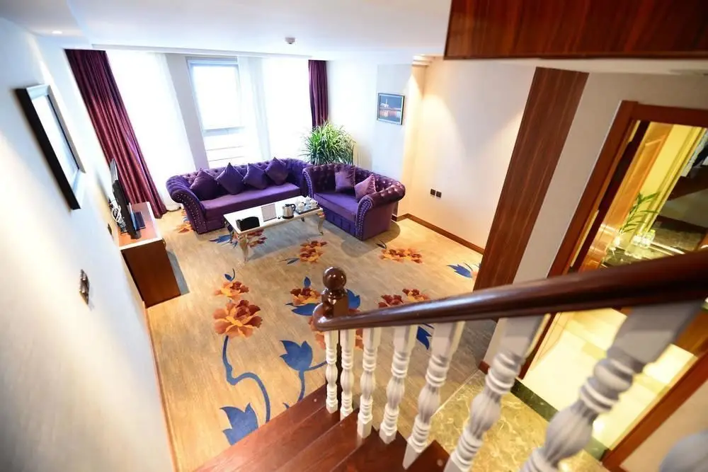 Циндао: Mingdu Gloria Plaza Hotel Qingdao