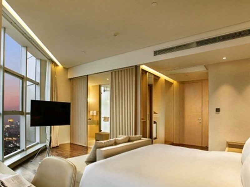Ухань: Joya Wuhan Optics Valley