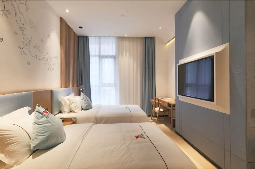 Шэньчжэнь: Leader Art Hotel