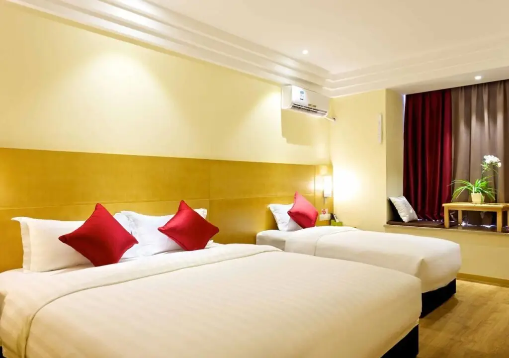 Чэнду: Ibis Wenjiang Floraland