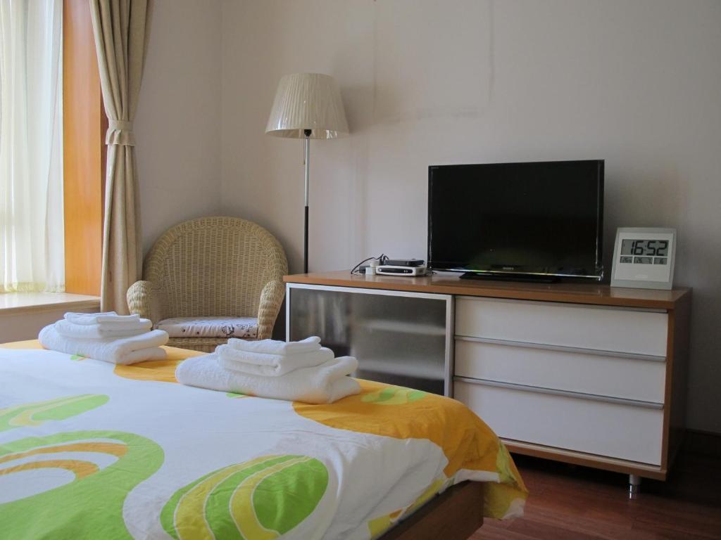 Шанхай: B&B Park side