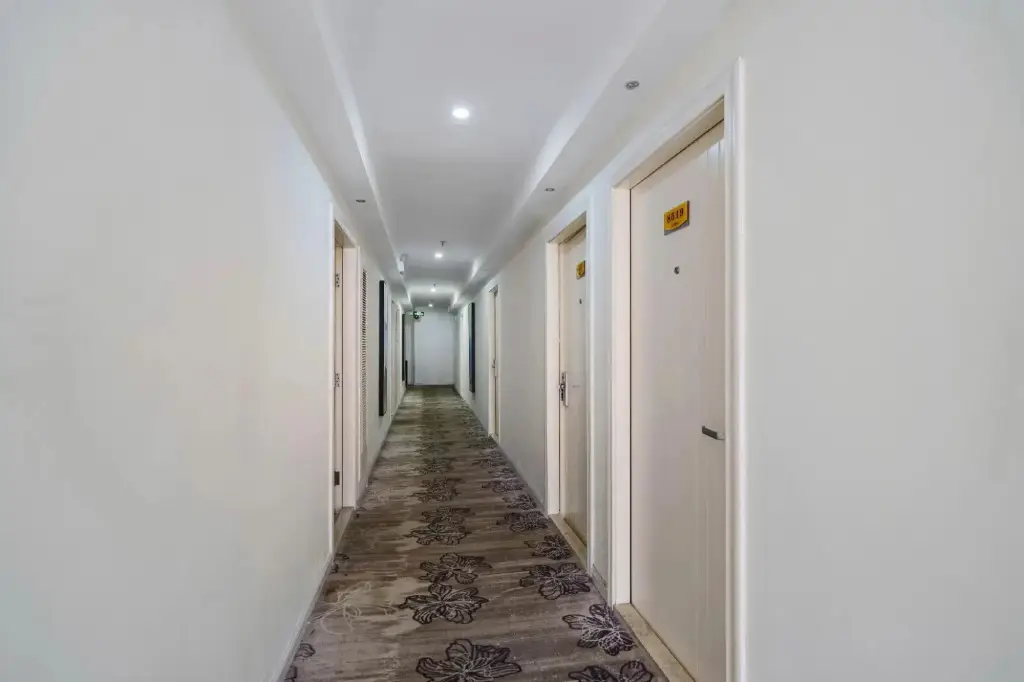 Шэньчжэнь: No. 8 Hotel Chain Dongmen Boutique Branch