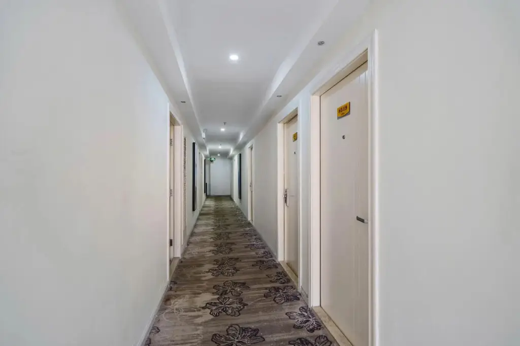 Шэньчжэнь: No. 8 Hotel Chain Dongmen Boutique Branch