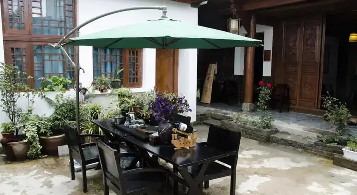 Дали: Shanti Guest House