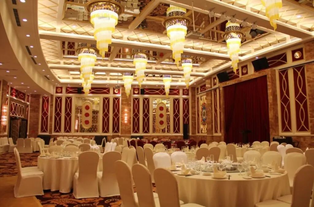 Чунцин: Chongqing Sport Hotel