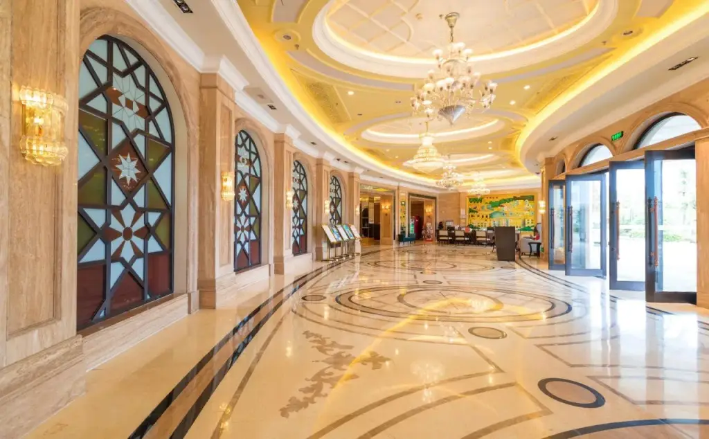 Санья: Отель Sanya Yalong Bay Sintra Suites