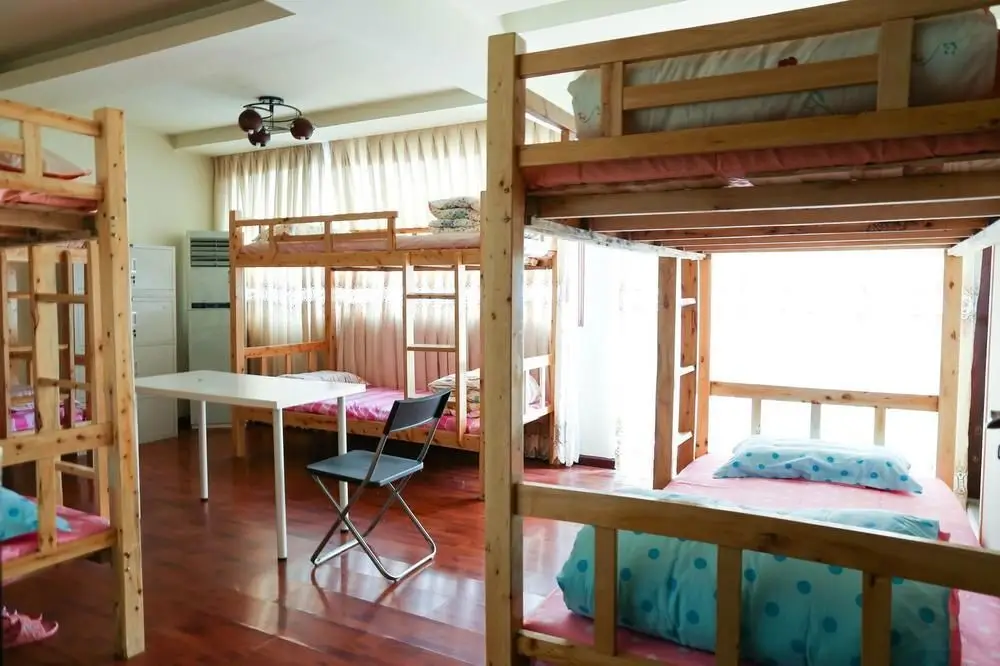 Чэнду: Chengdu Bling Bling Hostel