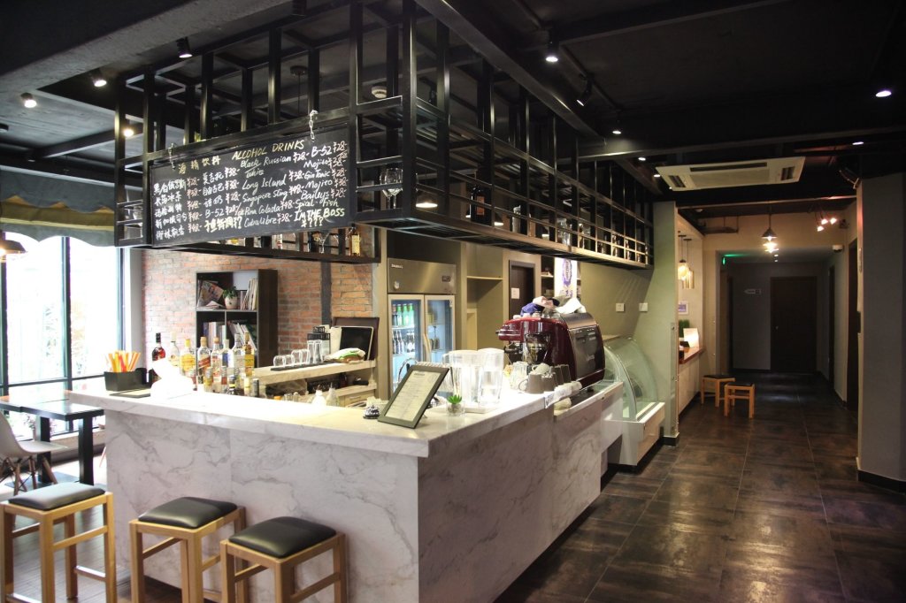 Шанхай: Fish Inn East Nanjing Road