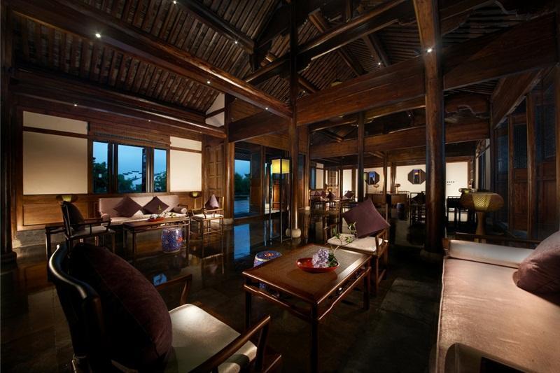 Нинбо: New Century Resort Shiqifang