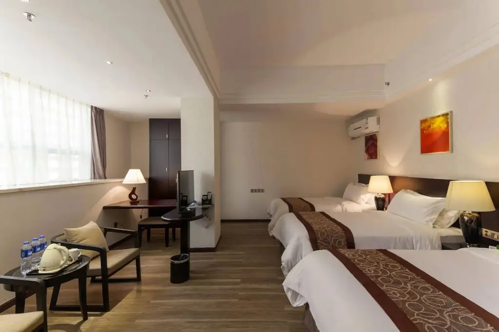 Чжухай: Zhuhai Aqueen Hotel