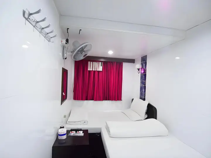 Гонконг: New Guangzhou Guesthouse - Hostel