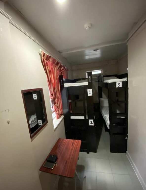 Гонконг: New Guangzhou Guesthouse - Hostel