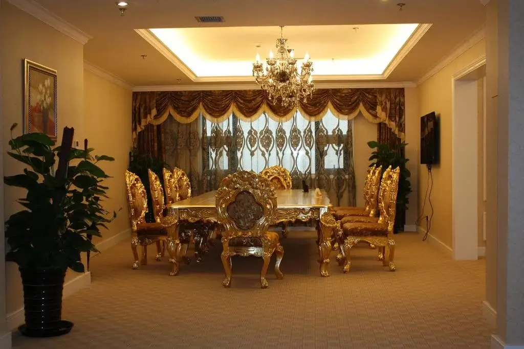 Zhangjiakou HongHao Holiday Hotel — фото 1