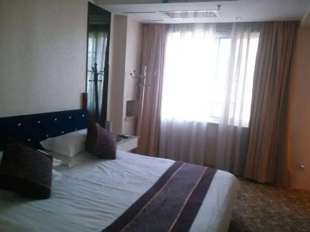 Шаоксинг: People Wealth Hotel Shaoxing
