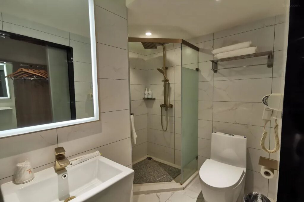 Гуанчжоу: 7 Days Inn (Guangzhou Jingxi Nanfang Hospital Tonghe Metro Station)