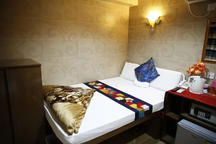 Гонконг: Sandhu guest house