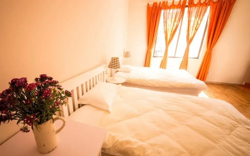 Дали: Dali Times Hostel