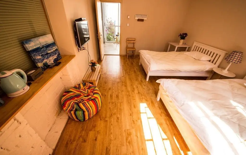 Дали: Dali Times Hostel