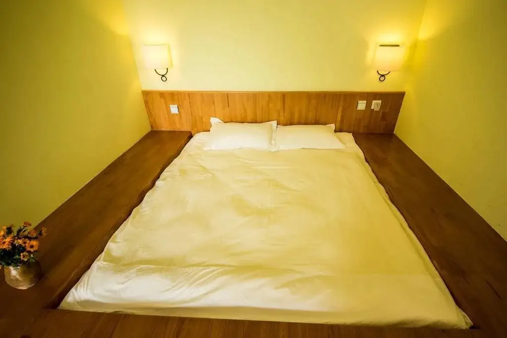 Дали: Dali Times Hostel
