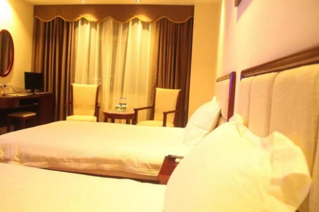 Гуанчжоу: GreenTree Inn Guangzhou Chimelong Paradise Yuangang Metro Station Hotel