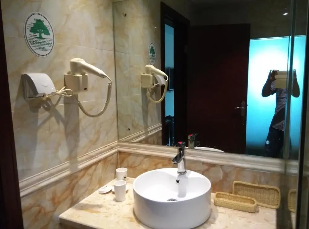 Гуанчжоу: GreenTree Inn Guangzhou Chimelong Paradise Yuangang Metro Station Hotel