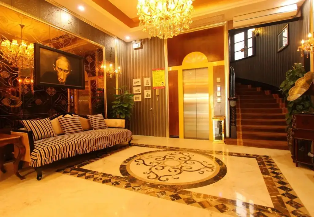 Ухань: Wuhan Hankou Jiangtan Manxin Mansion