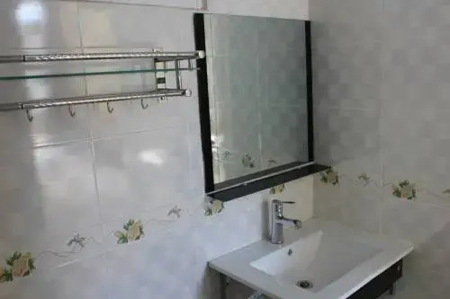 Дали: Dali Brother Youth Hostel