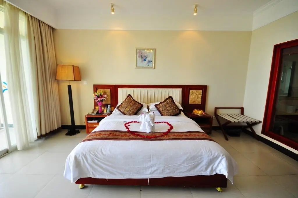 Sanya Yelanwan Hotel — фото 1