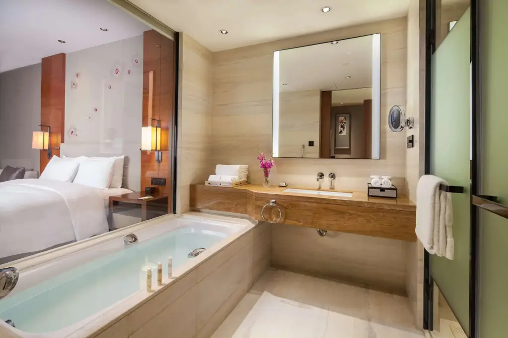 Гуанчжоу: DoubleTree by Hilton Guangzhou Science City-Free Shuttle Bus Service During Canton Fair Period