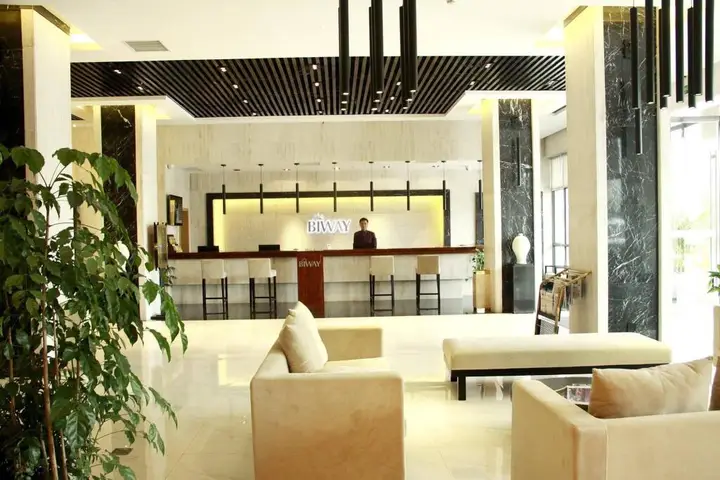 Чжанцзяцзе: Zhangjiajie Biway Fashion Hotel