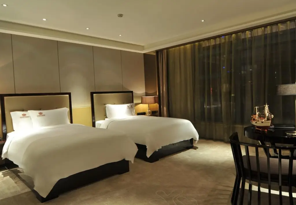 Sanya Visun Royal Yacht Hotel — фото 1