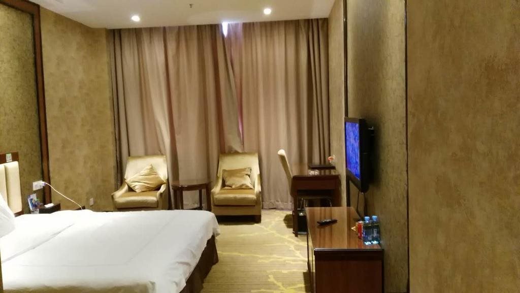 Шэньчжэнь: Shenzhen Long Vacation Hotel