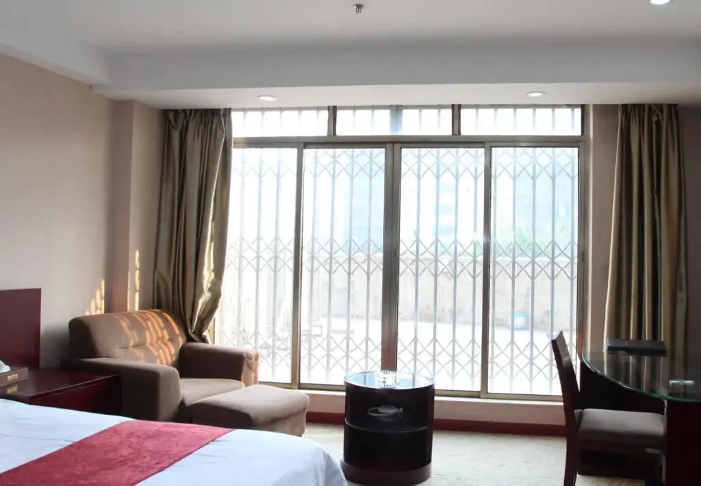 Гуанчжоу: Rich Hotel