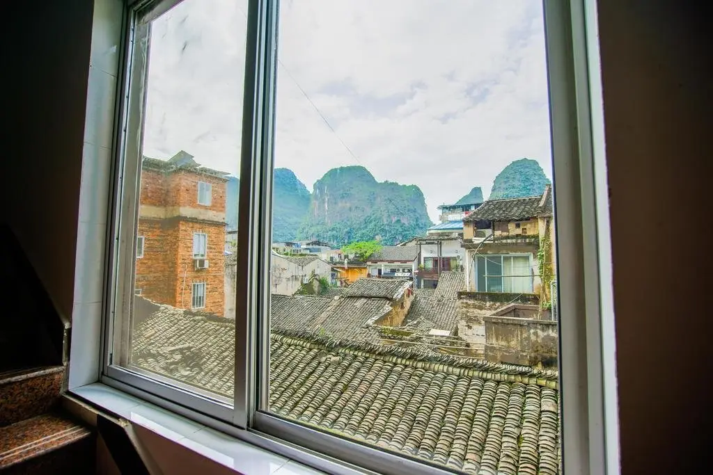 Yangshuo Show Biz Youth Hostel — фото 1
