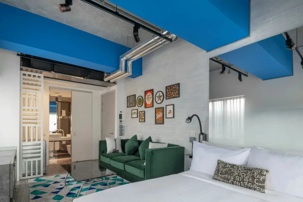 Гонконг: Ovolo Southside