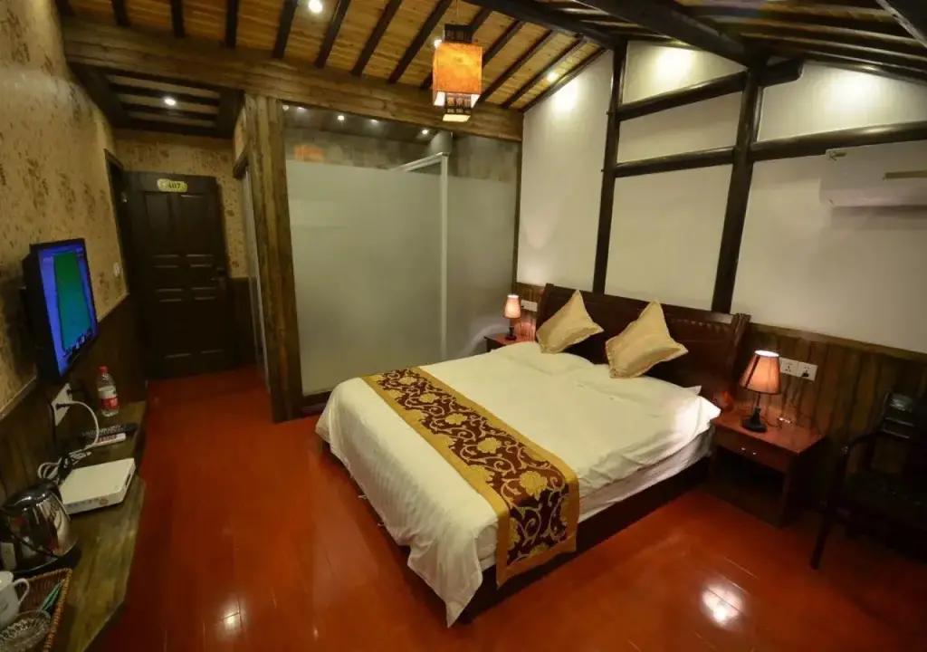 Цзясинь: Wuzhen Jinhanghe Inn