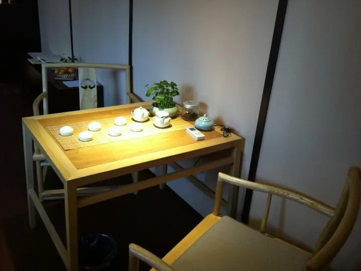Чэнду: The Hotel Zen Urban Resort