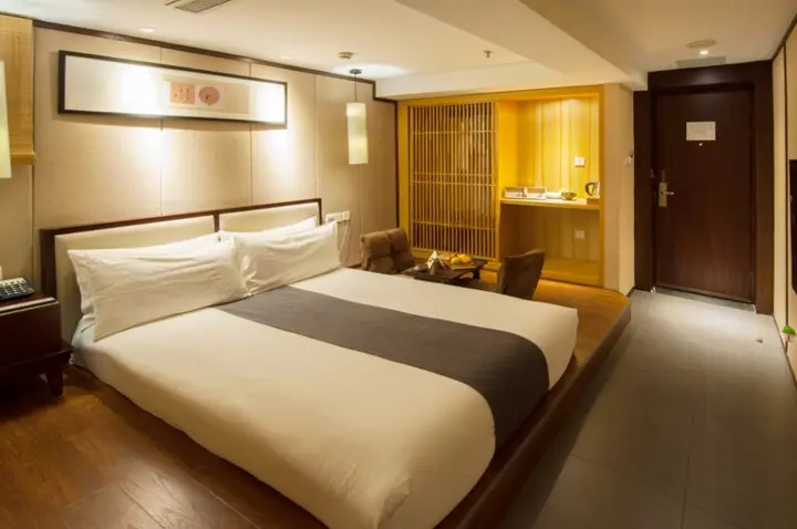 Чэнду: The Hotel Zen Urban Resort