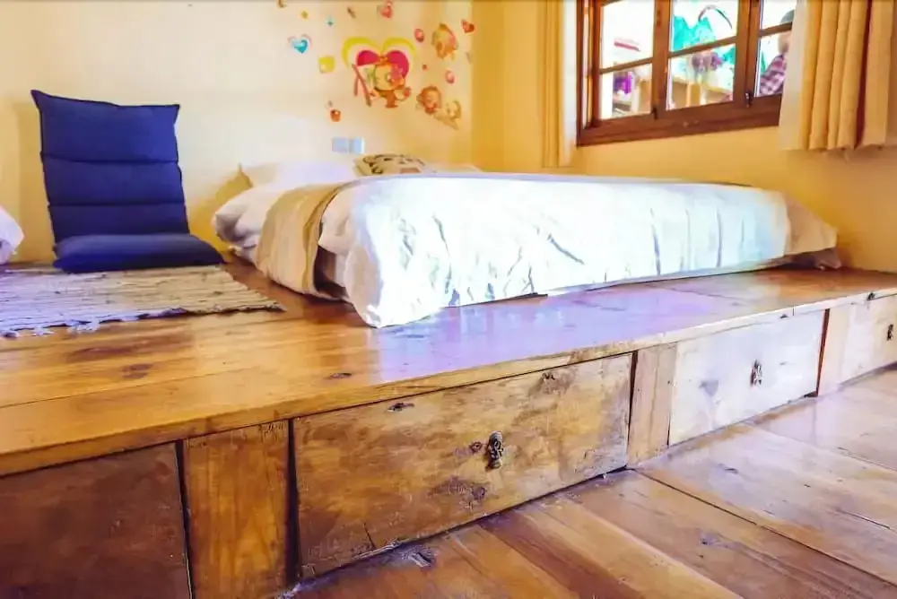 Дали: Cabin 7 Inn