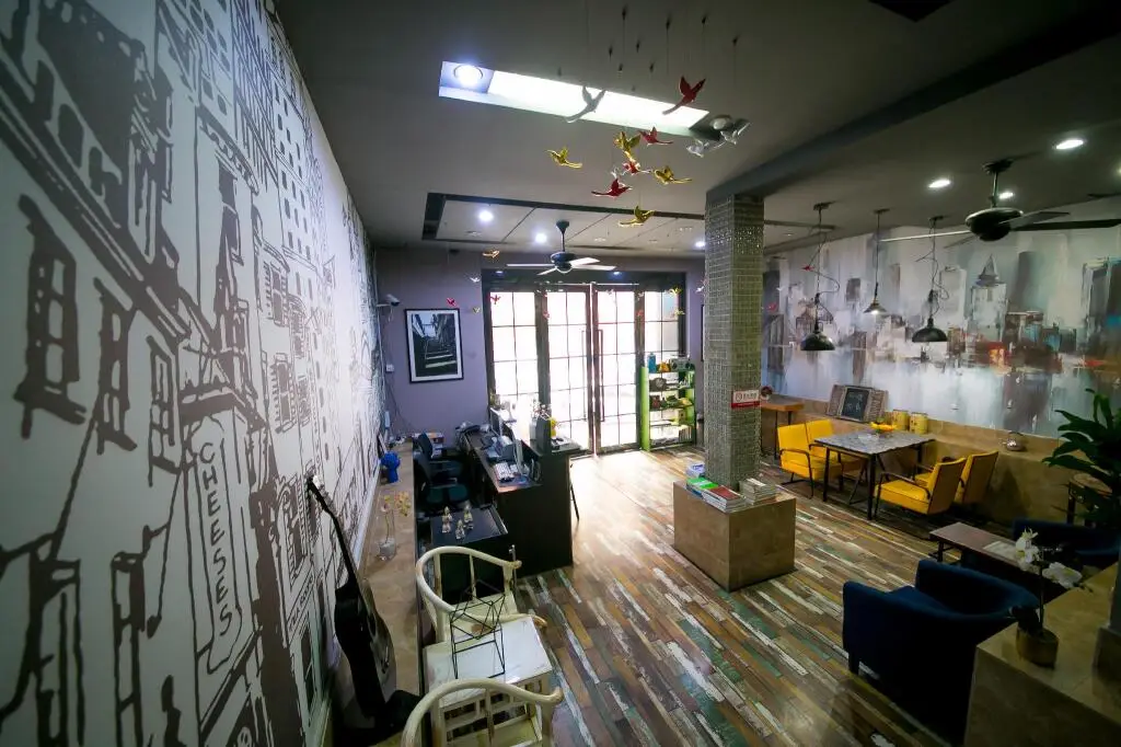 Циндао: Qingdao Lejiaxuan Nostalgia Theme Inn