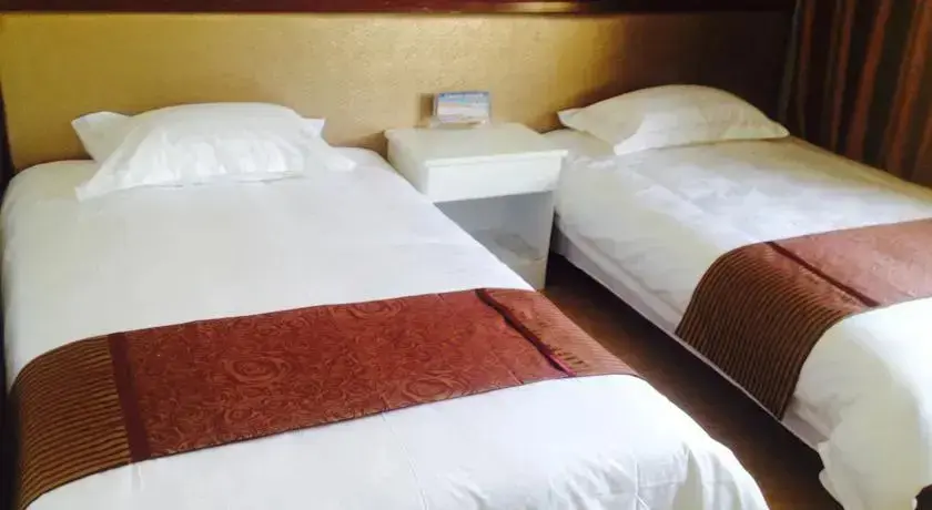 Цзюцюань: Dunhuang Old Friend Guest House