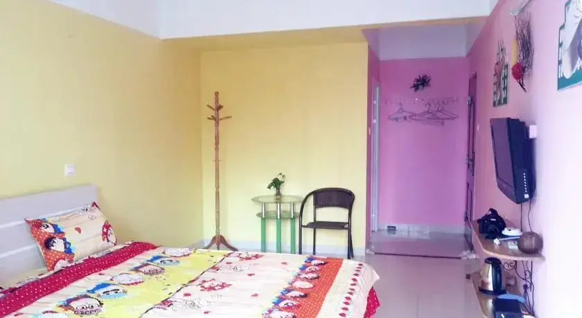 Sanya Rainbow Footprint Guesthouse — фото 1