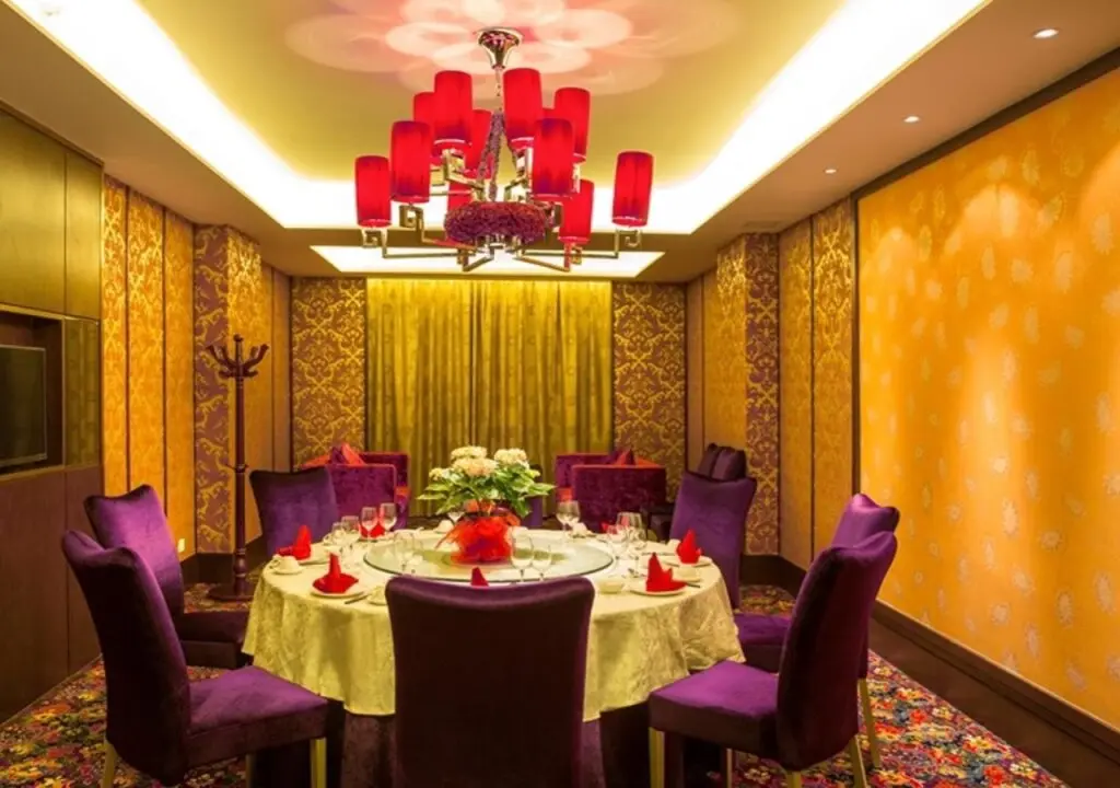 Чжаоцин: LN Dongfang Hotel, Sihui