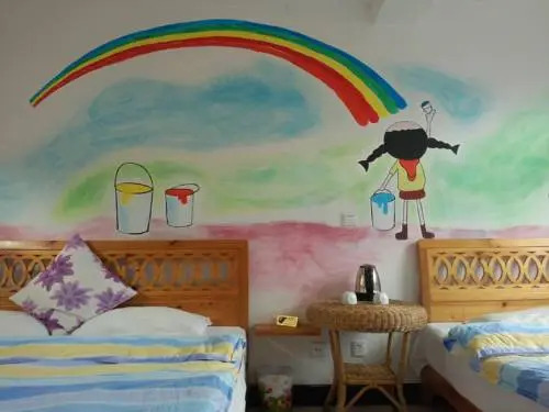 Дали: Dali Small Inn